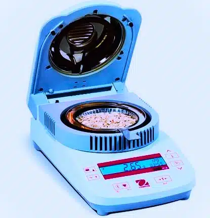 Difference Between Water and Moisture Content